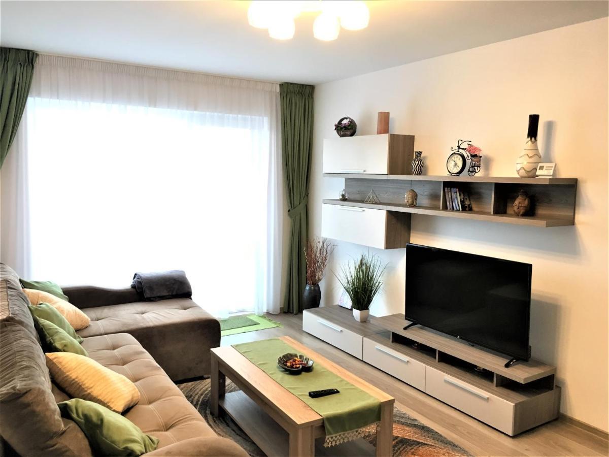 Mountain View Escape Apartment Brasov Luaran gambar