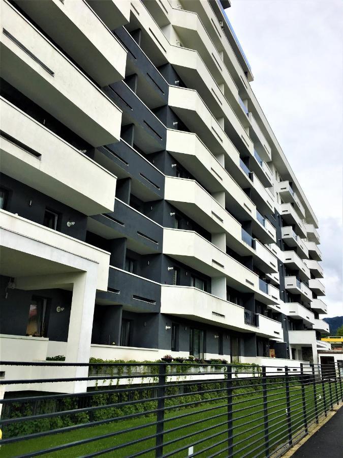 Mountain View Escape Apartment Brasov Luaran gambar